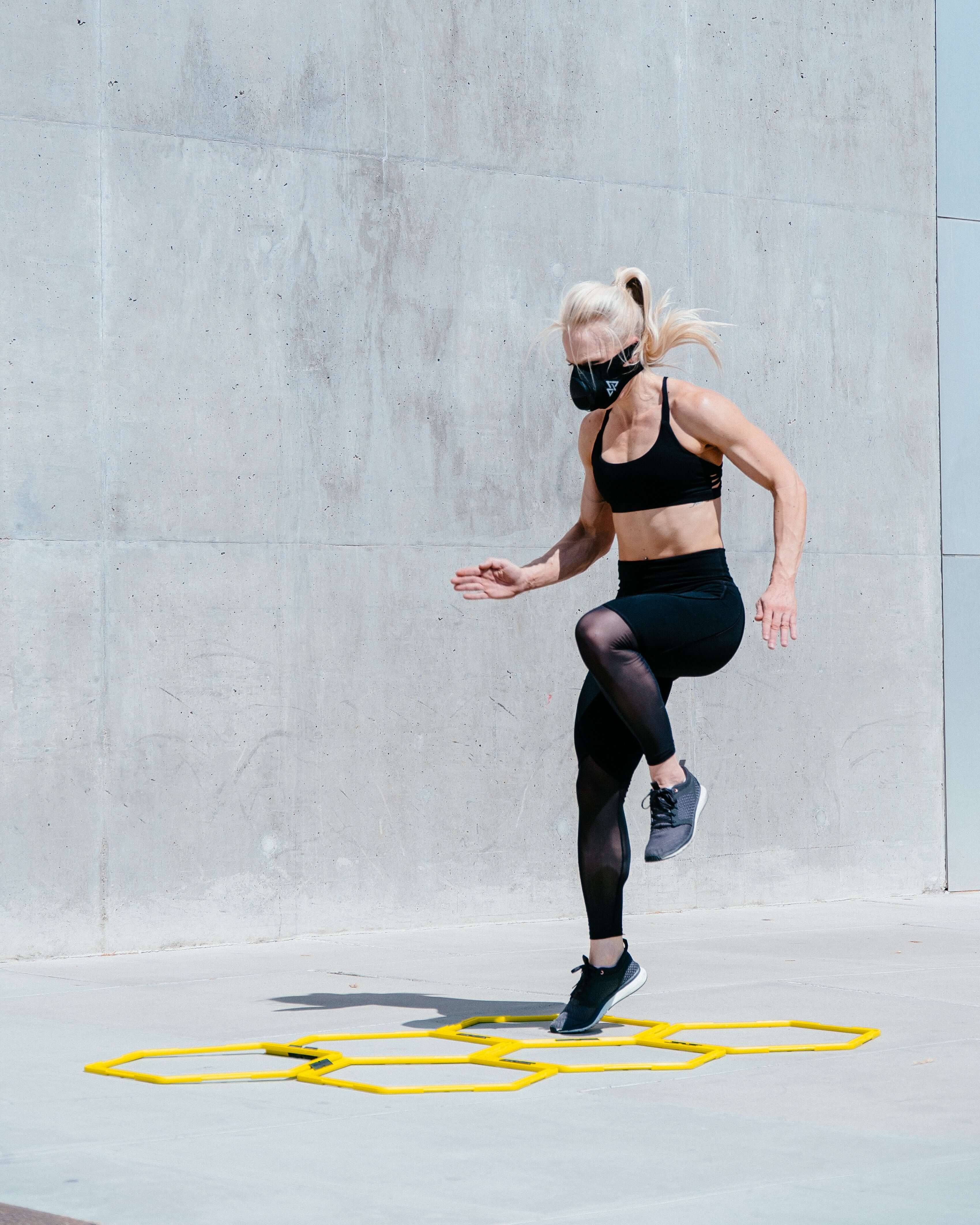 Training Mask Workouts Beginner's Guide: Incorporating Training Masks in Running